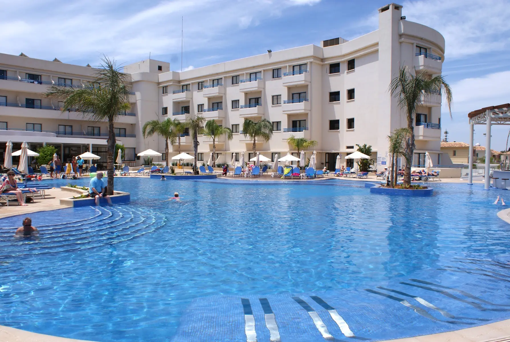 Sunrise Oasis Hotel & Waterpark — SUNRISE OASIS