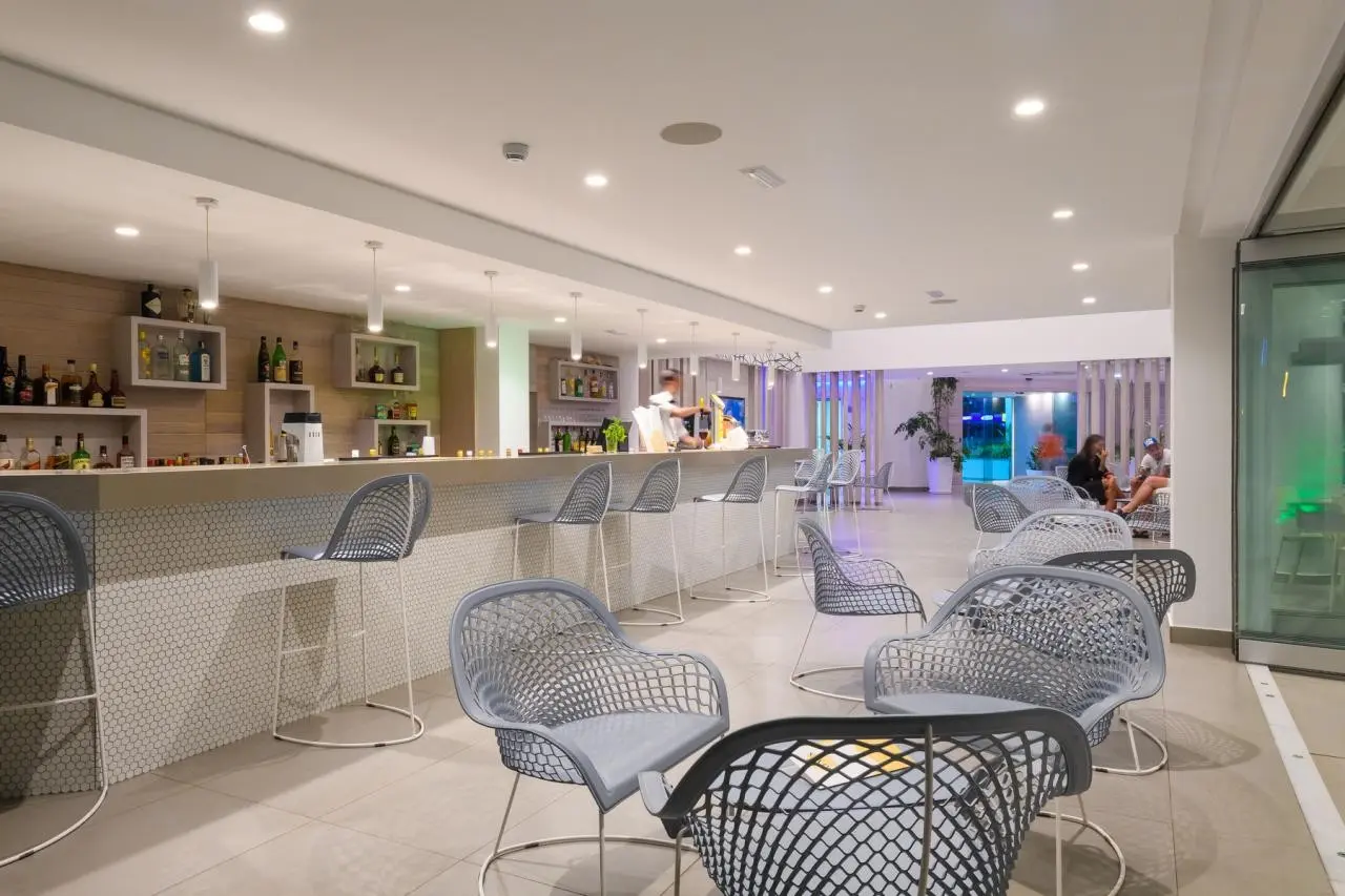 Tasia Maris Sands — TASIA MARIS SANDS