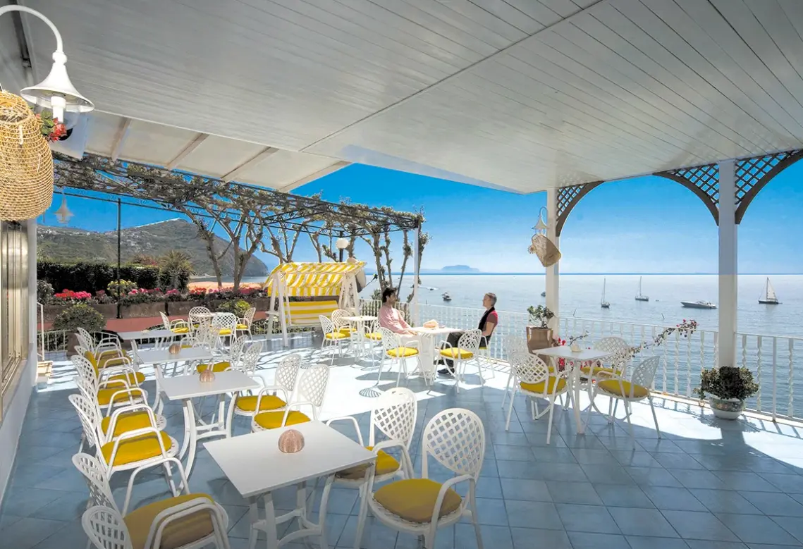 Restauracja i jedzenie w hotelu Terme Casa Rosa