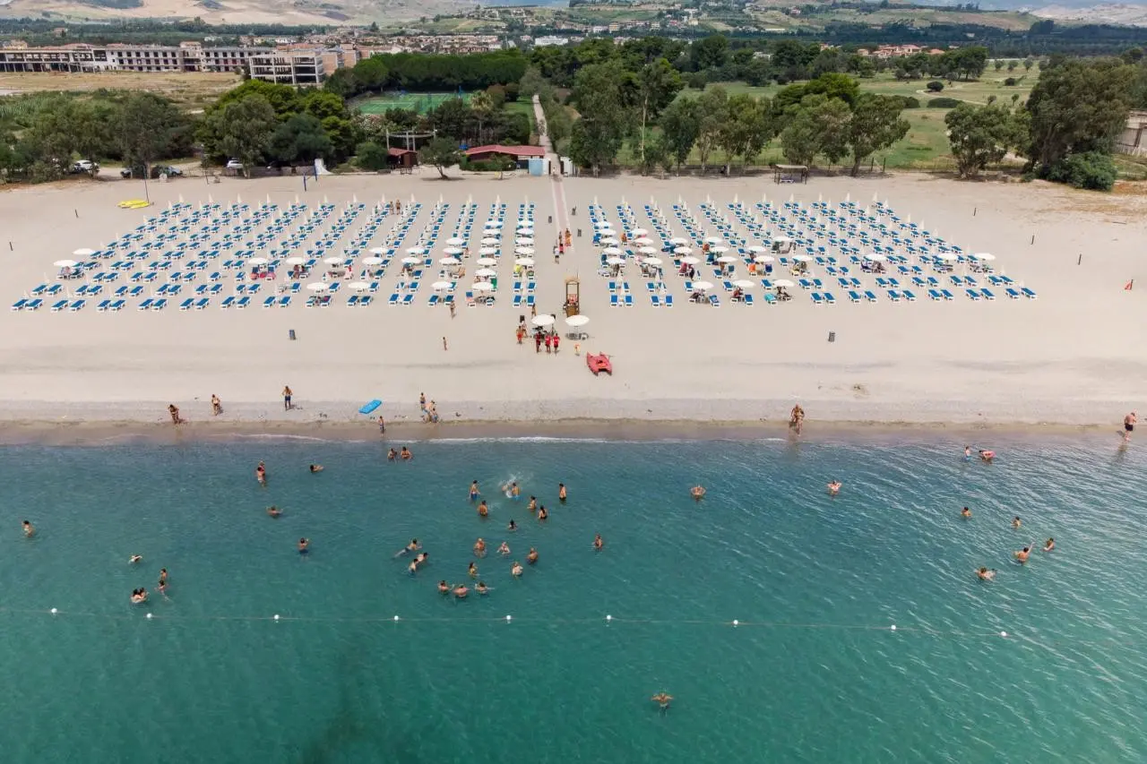 TH Simeri — TH SIMERI - SIMERI VILLAGE