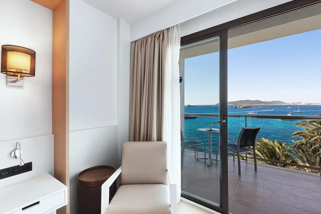 THB Los Molinos — THB LOS MOLINOS