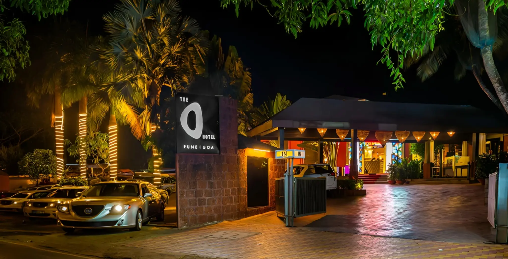Obiekt hotelu The O Hotel Goa, Candolim Beach