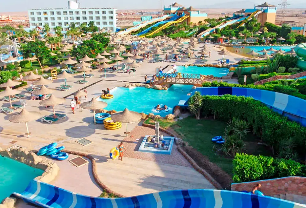 Basen w hotelu Titanic Resort & Aquapark