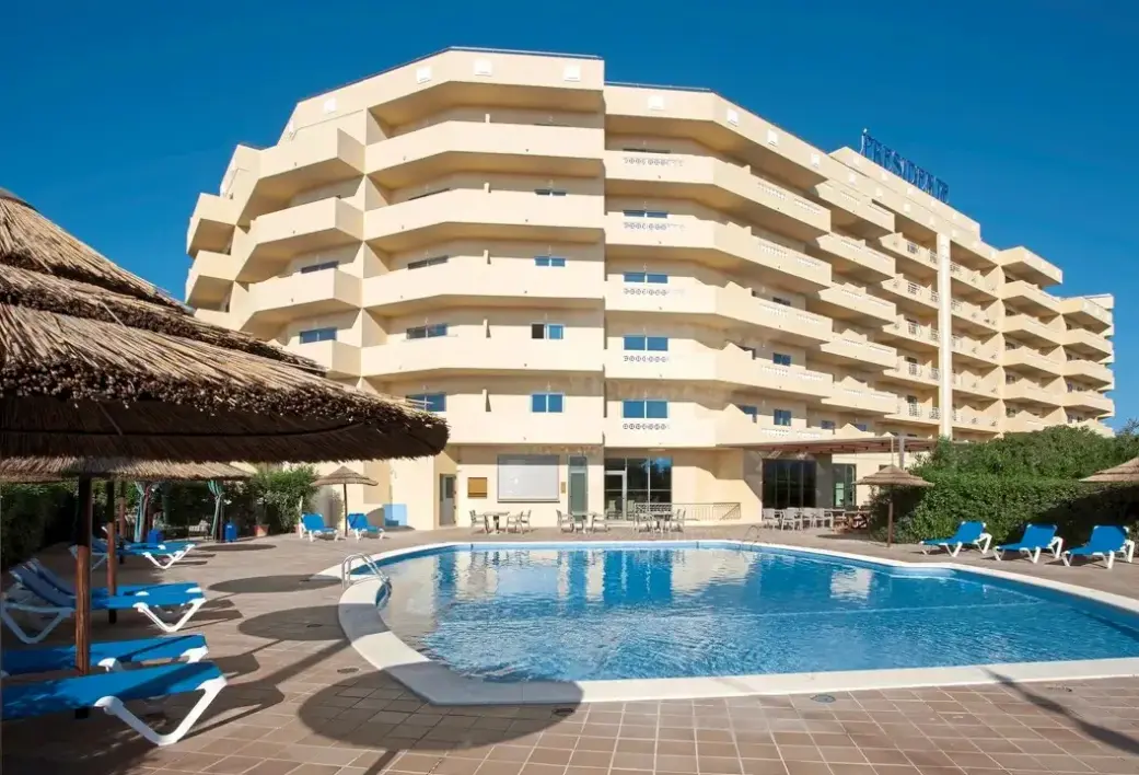 Basen w hotelu Turim Presidente