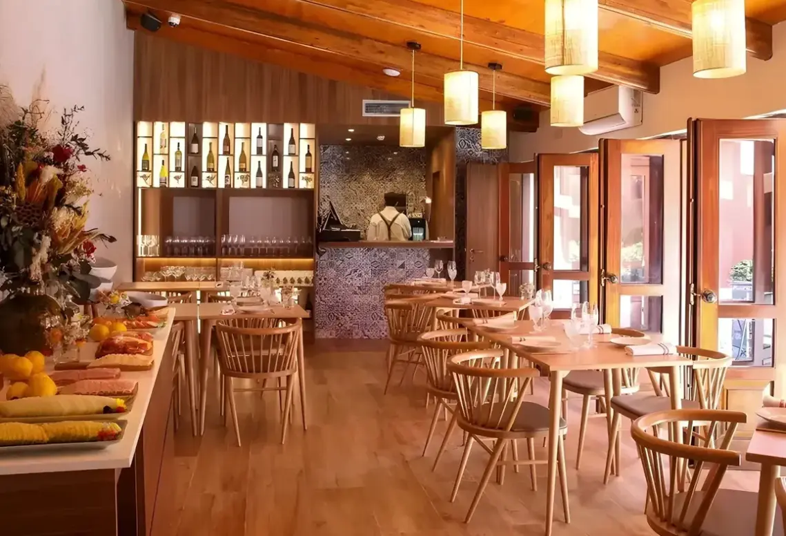 Restauracja i jedzenie w hotelu Vincci Alfama