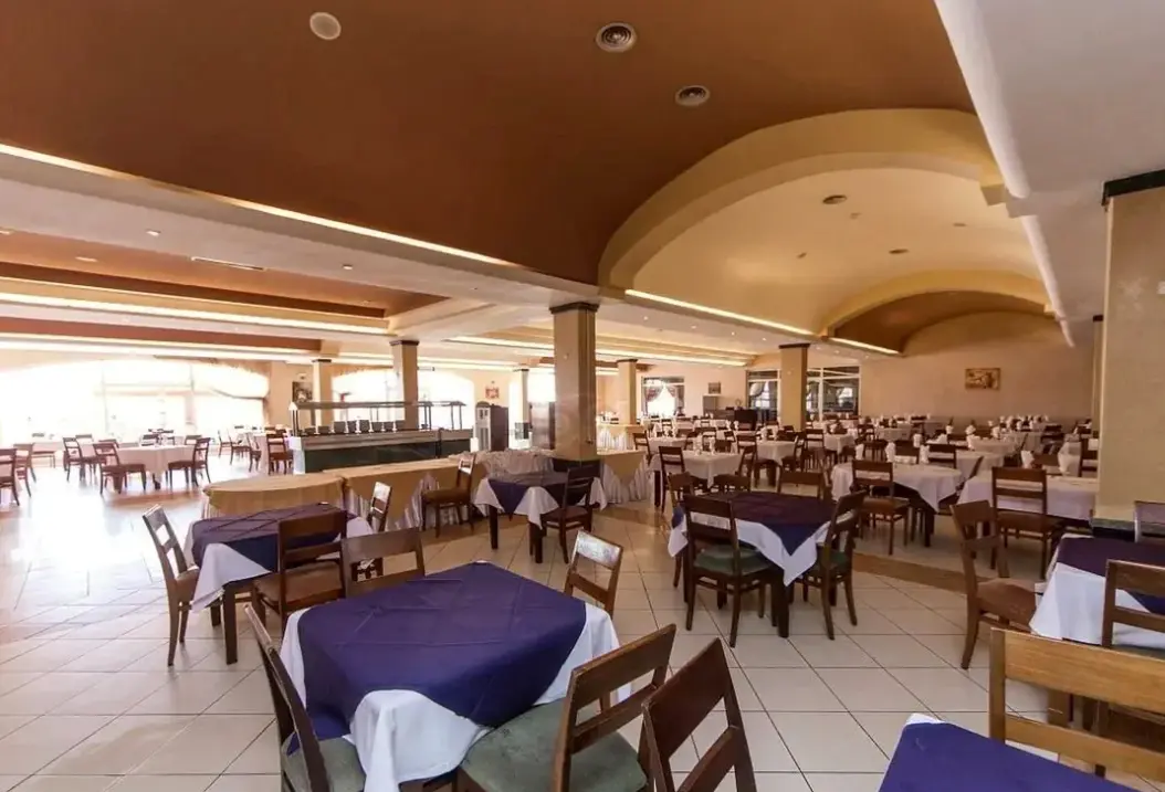 Restauracja i jedzenie w hotelu Al Moggar Garden Beach (Agadir)