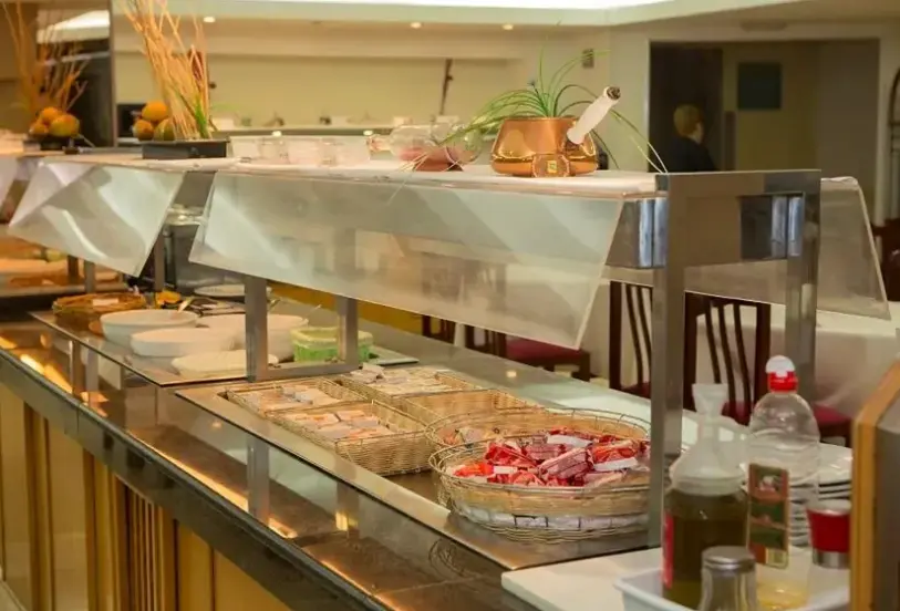 Restauracja i jedzenie w hotelu Alea (ex. Mix Alea)