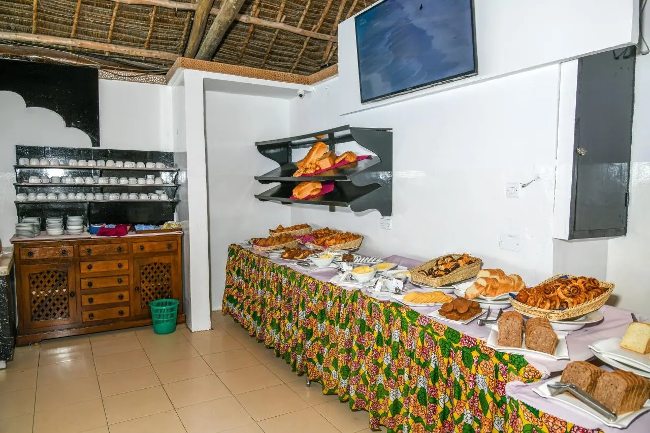Restauracja i jedzenie w hotelu Amaan Beach Bungalows