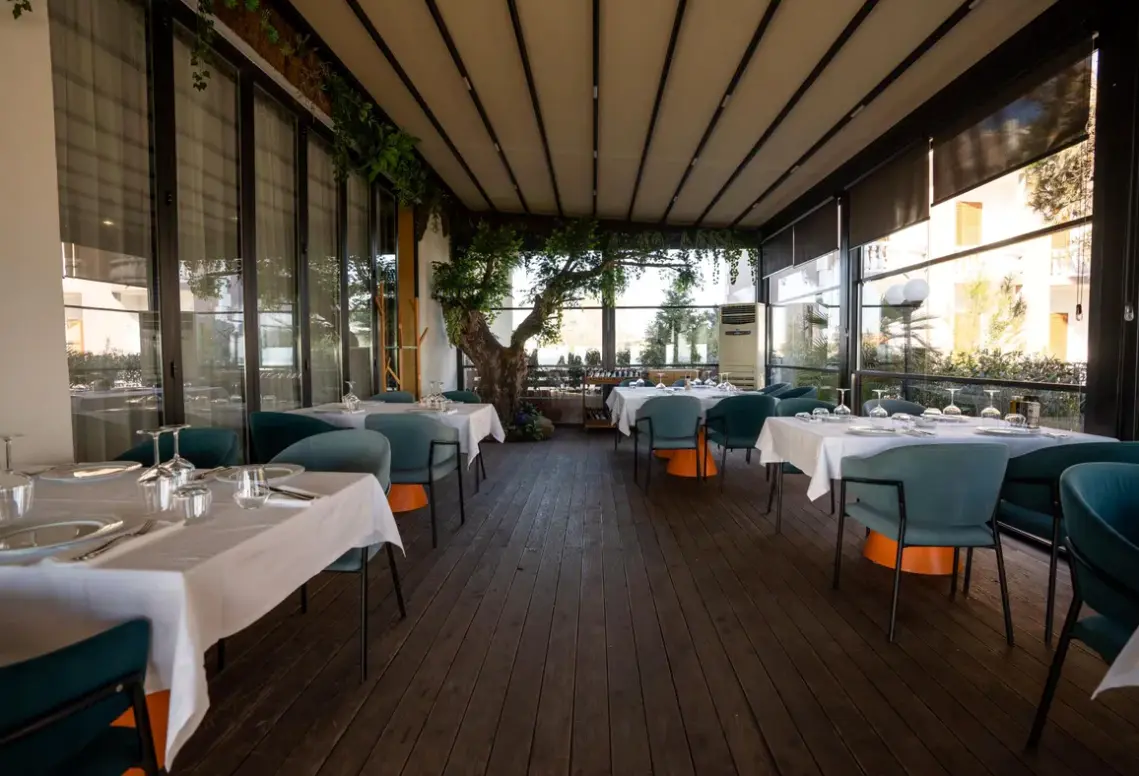 Restauracja i jedzenie w hotelu Amara (Durrës)
