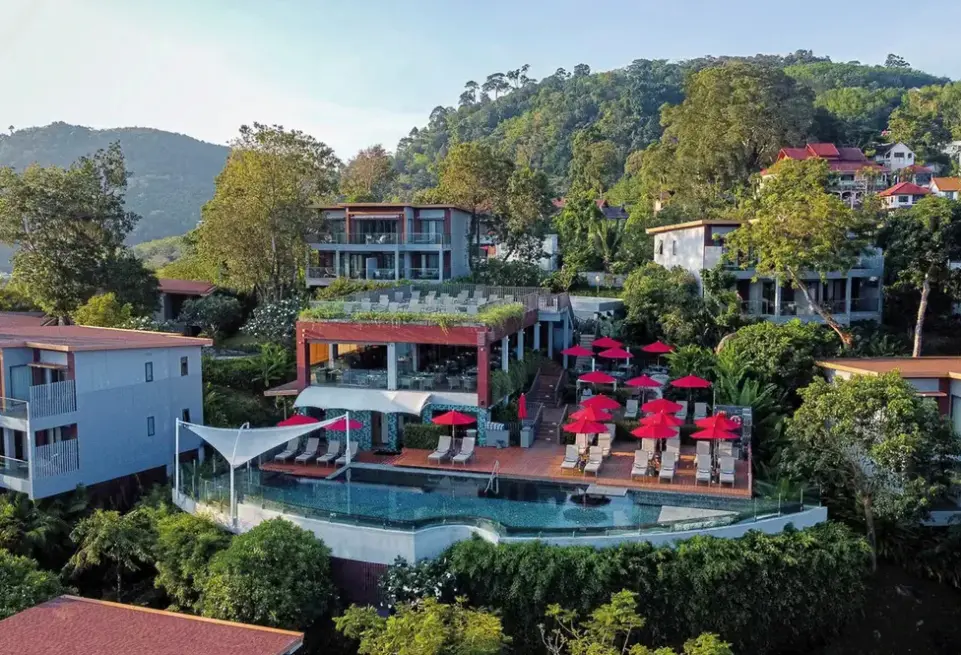 Basen w hotelu Amari Phuket Resort