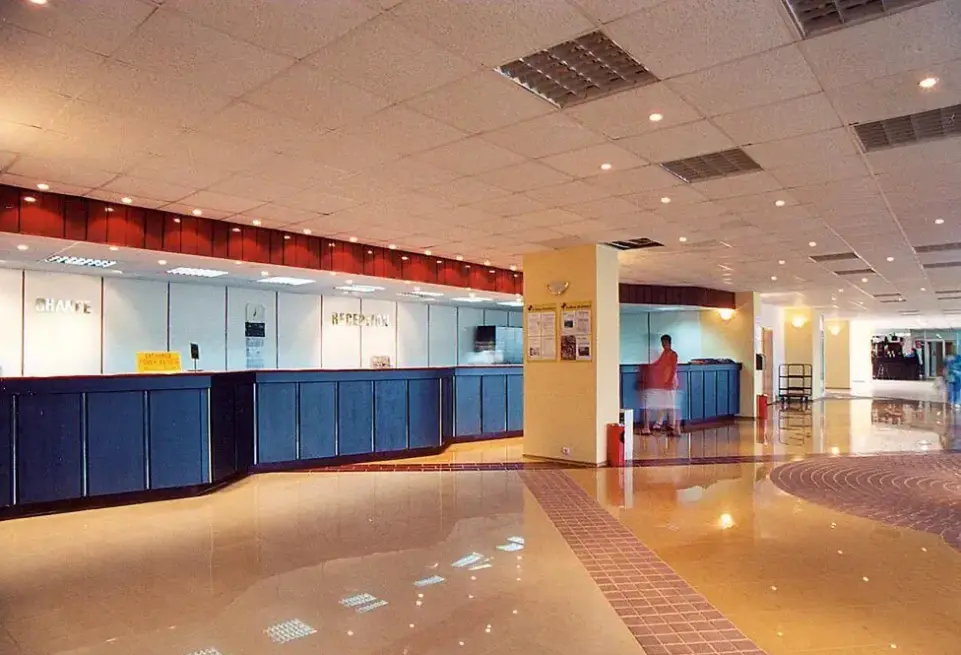 Lobby hotelu Ambassador (Golden Sands)