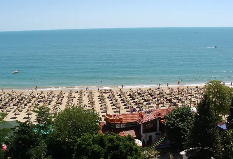 Widok z hotelu Ambassador (Golden Sands)