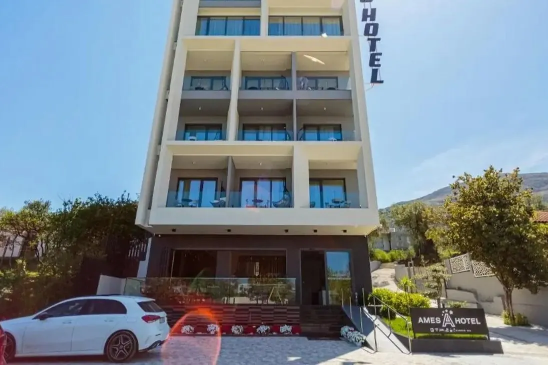 Hotel Ames