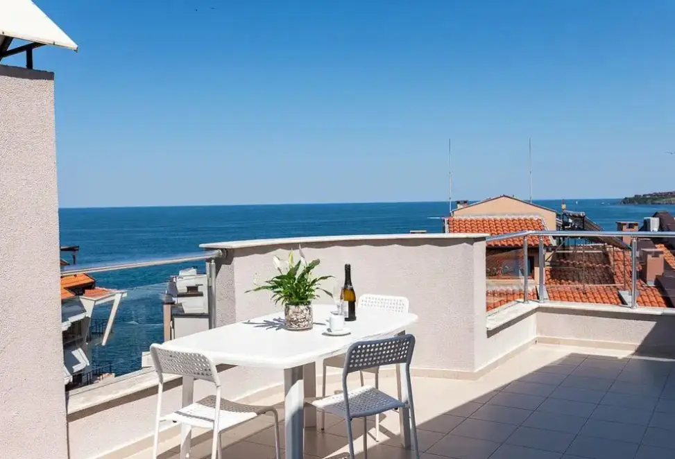 Widok z hotelu Amon Ra