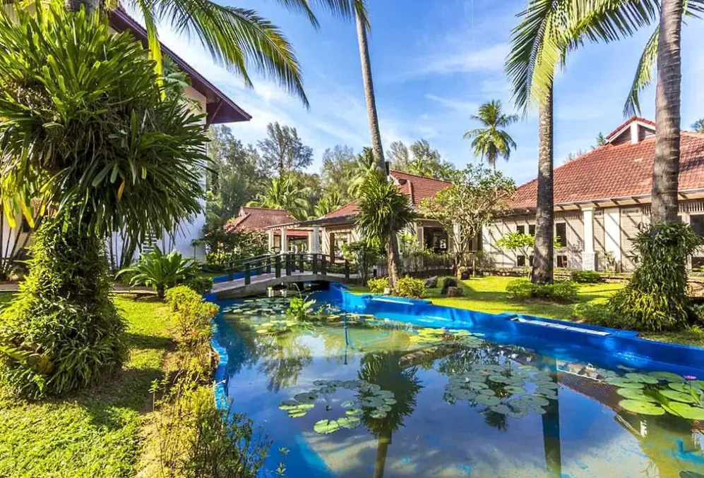 Hotel Amora Beach Resort