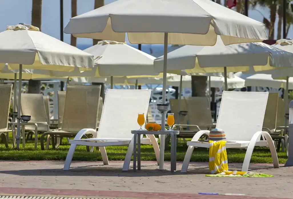 Basen w hotelu Anastasia Beach (Protaras)