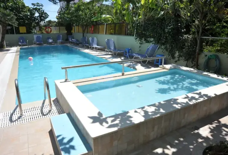 Hotel Anseli Apartments and Studios