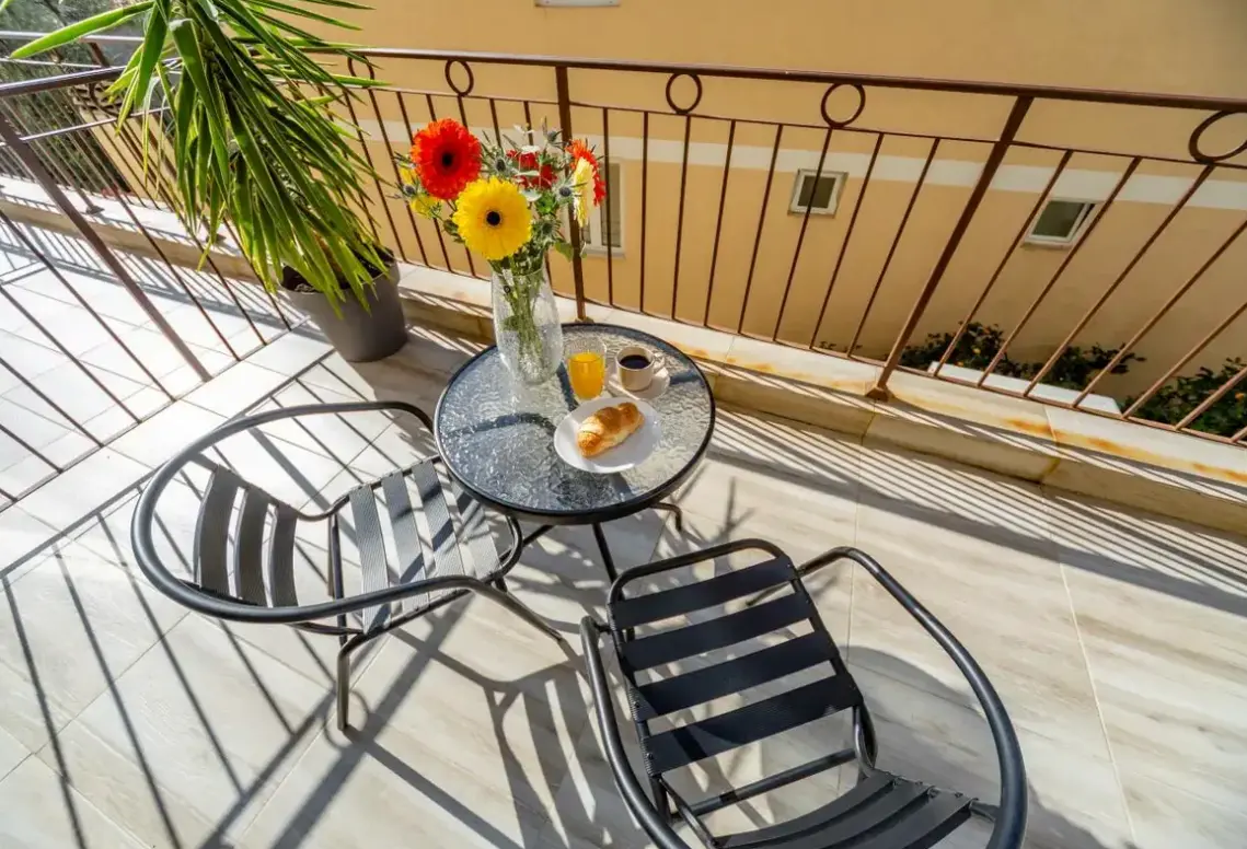 Widok z hotelu Apartamenty Arvala
