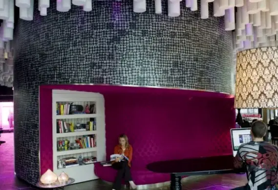 Lobby hotelu Barcelo Raval