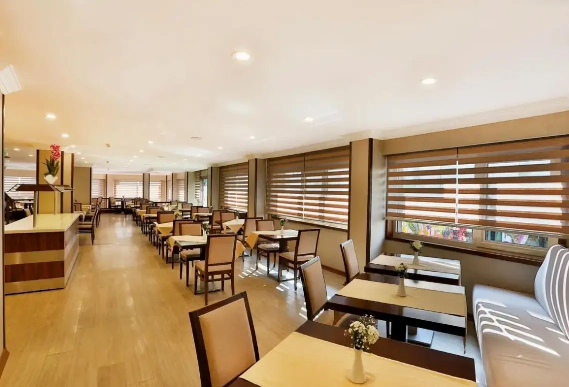 Restauracja i jedzenie w hotelu Barin (Istanbul)