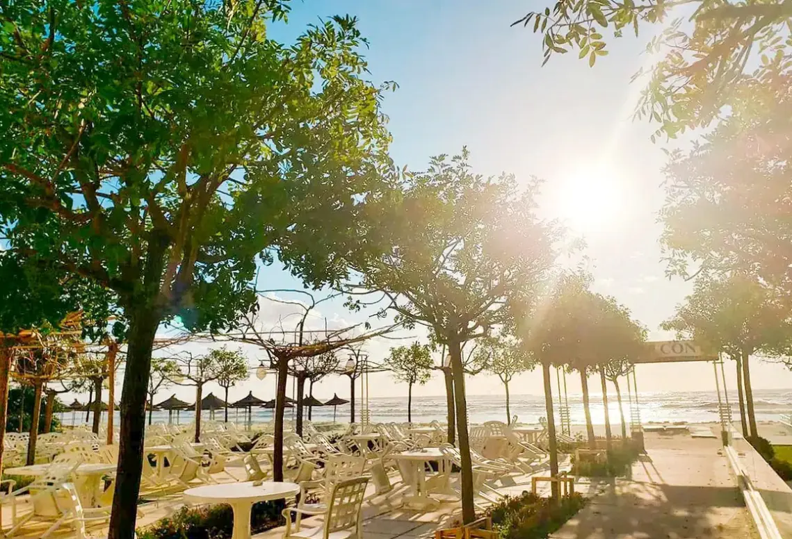 Plaża przy hotelu Bel Conti