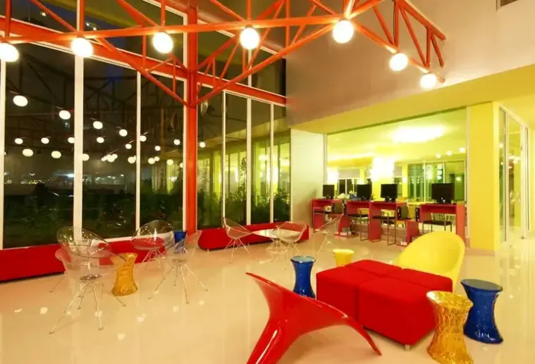 Lobby hotelu Bella Express