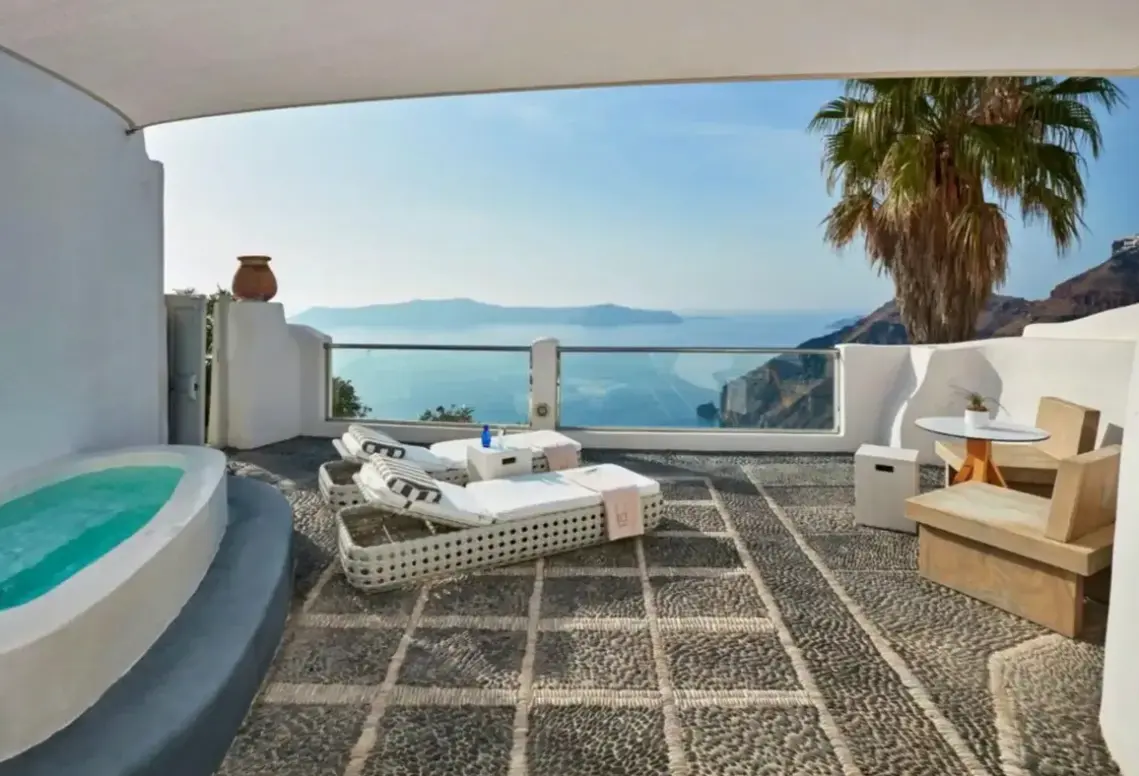 Widok z hotelu Belvedere Suites (Santorini)