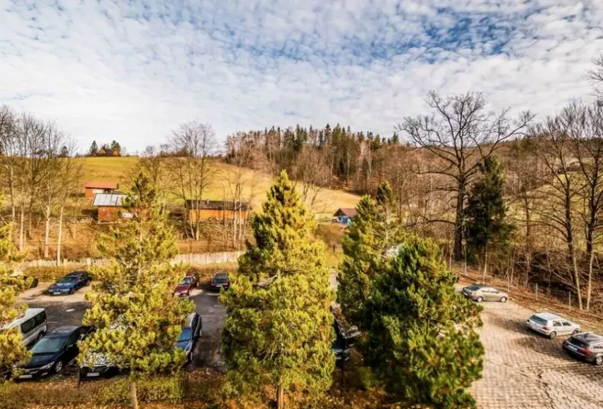 Widok z hotelu Beskidy DW