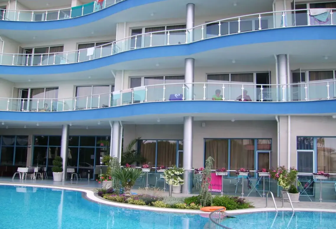 Basen w hotelu Blue Bay (Sunny Beach)