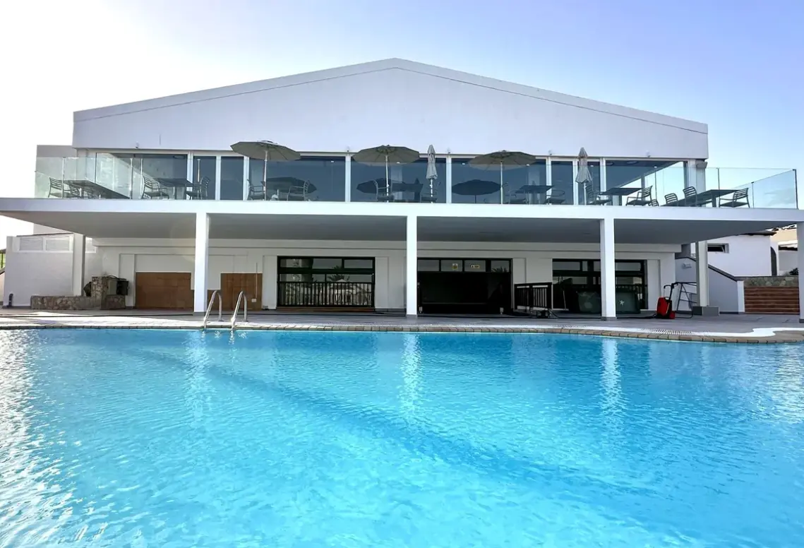 Basen w hotelu Blue Sea Club Caleta Dorada