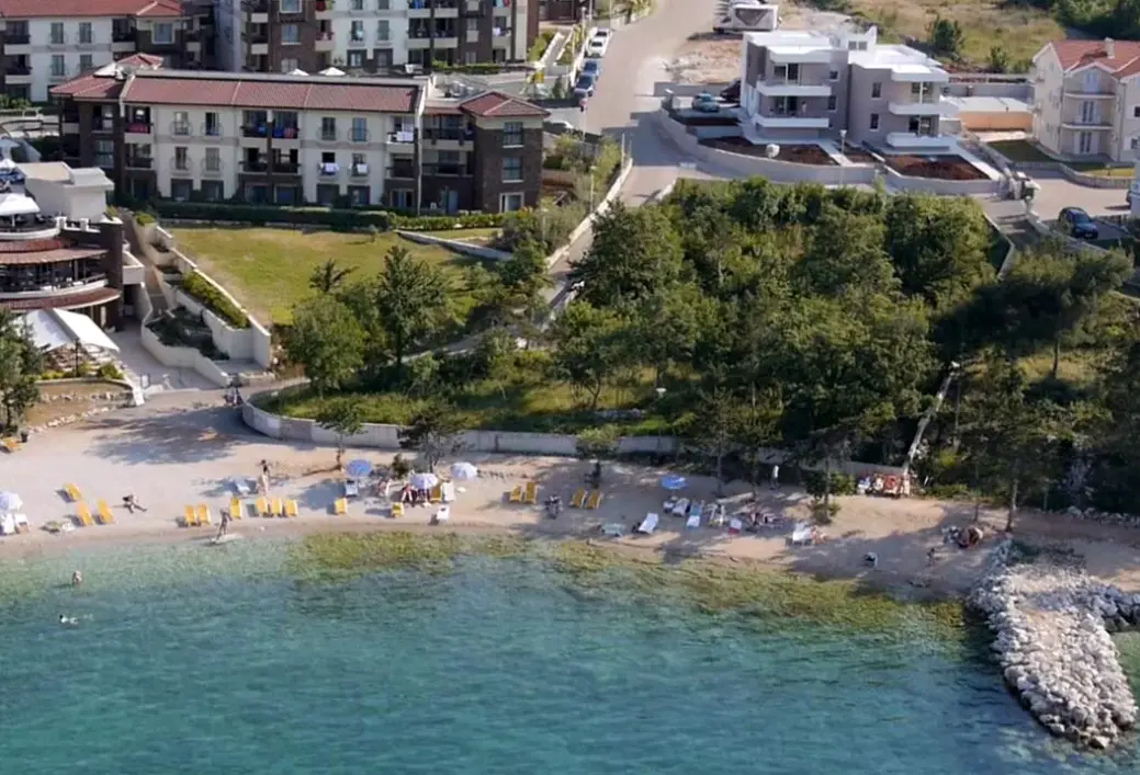 Hotel Blue Waves Resort