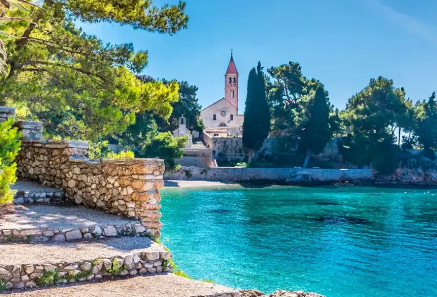 Plaża przy hotelu Bluesun Borak