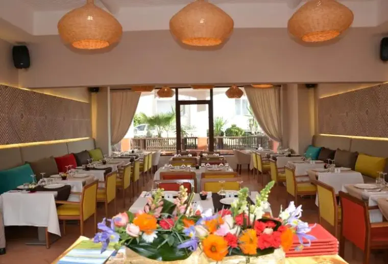 Restauracja i jedzenie w hotelu Borjs Hotel Suites & Spa (Agadir)
