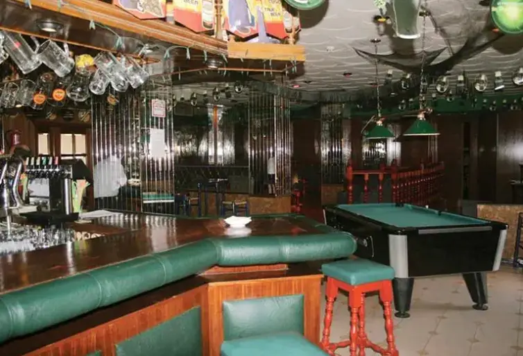 Restauracja i jedzenie w hotelu Buensol