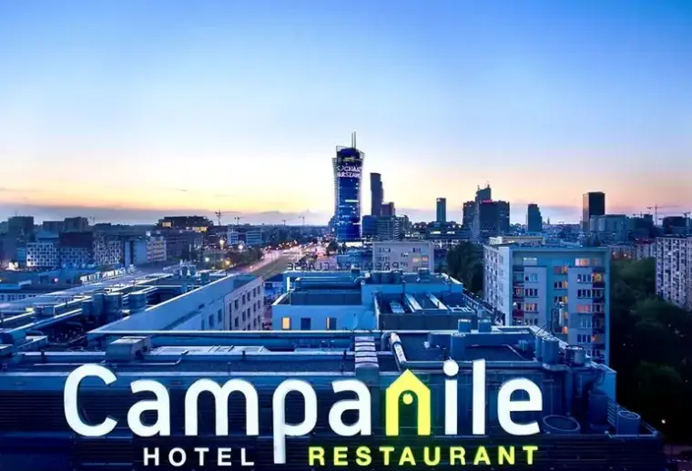 Widok z hotelu Campanile (Warszawa)