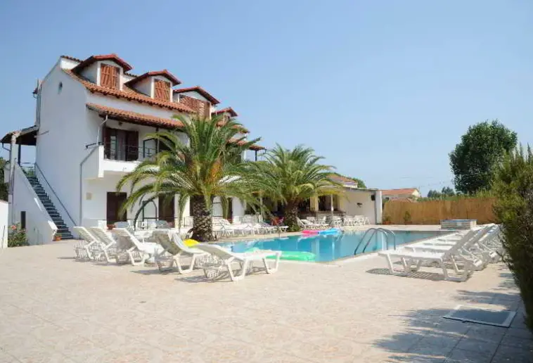 Hotel Captain's Studios & Apartments (Corfu)