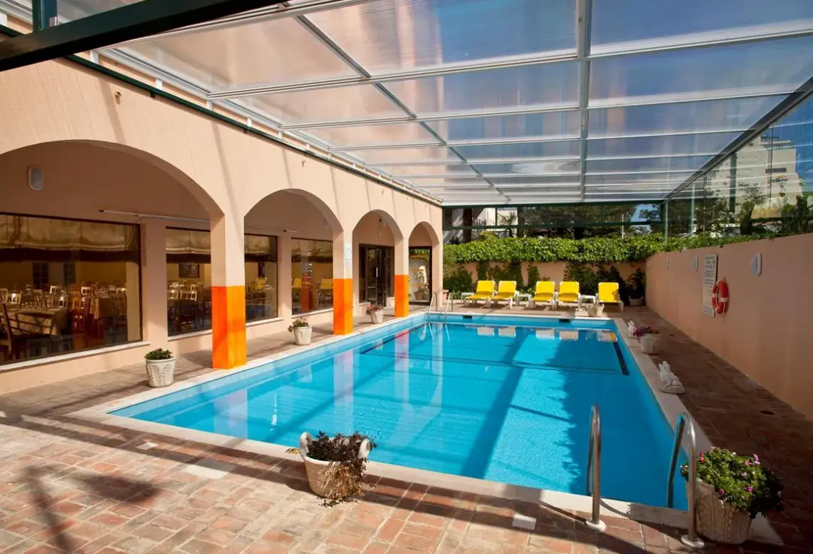 Basen w hotelu Casablanca Unique (ex. Casablanca Inn)