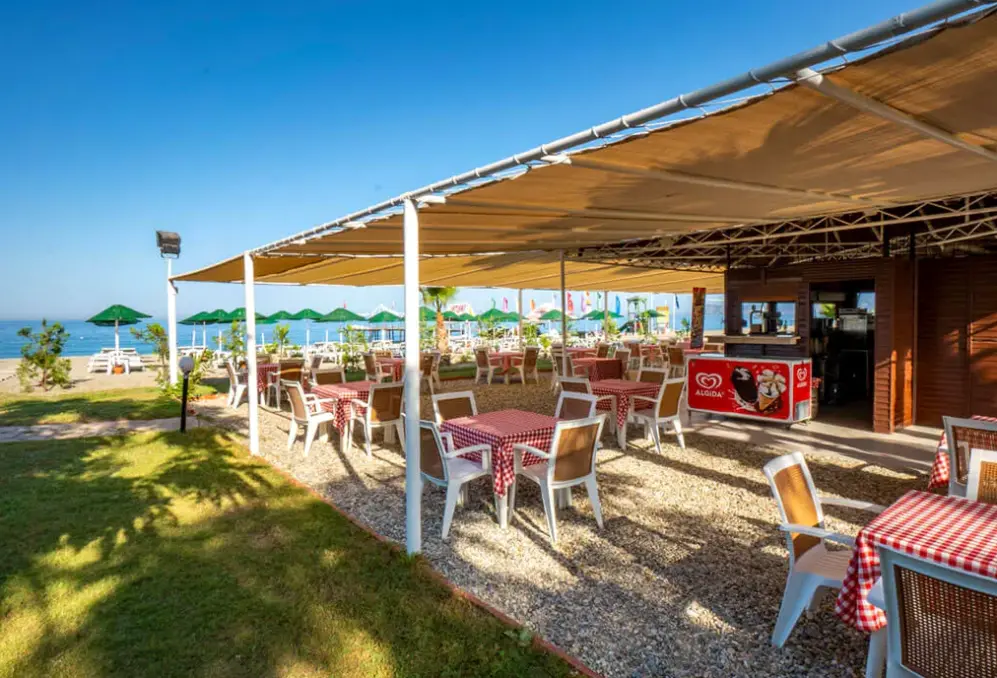 Plaża przy hotelu Club Hotel Titan