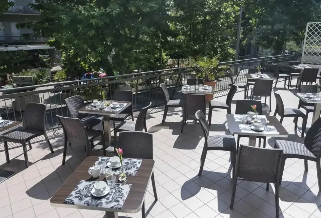 Restauracja i jedzenie w hotelu Club Meeting (Rimini)