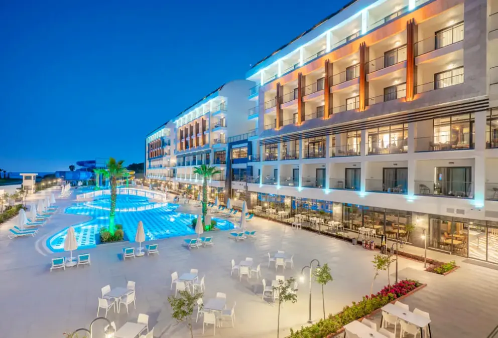 Hotel Diamond De Luxe ( Colakli)