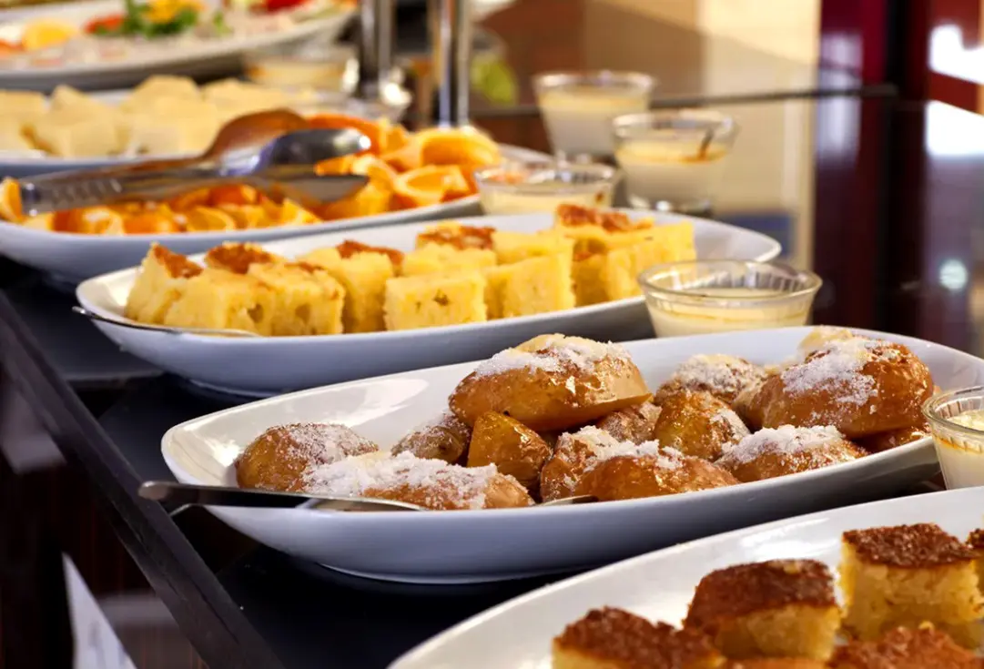 Restauracja i jedzenie w hotelu Diamore