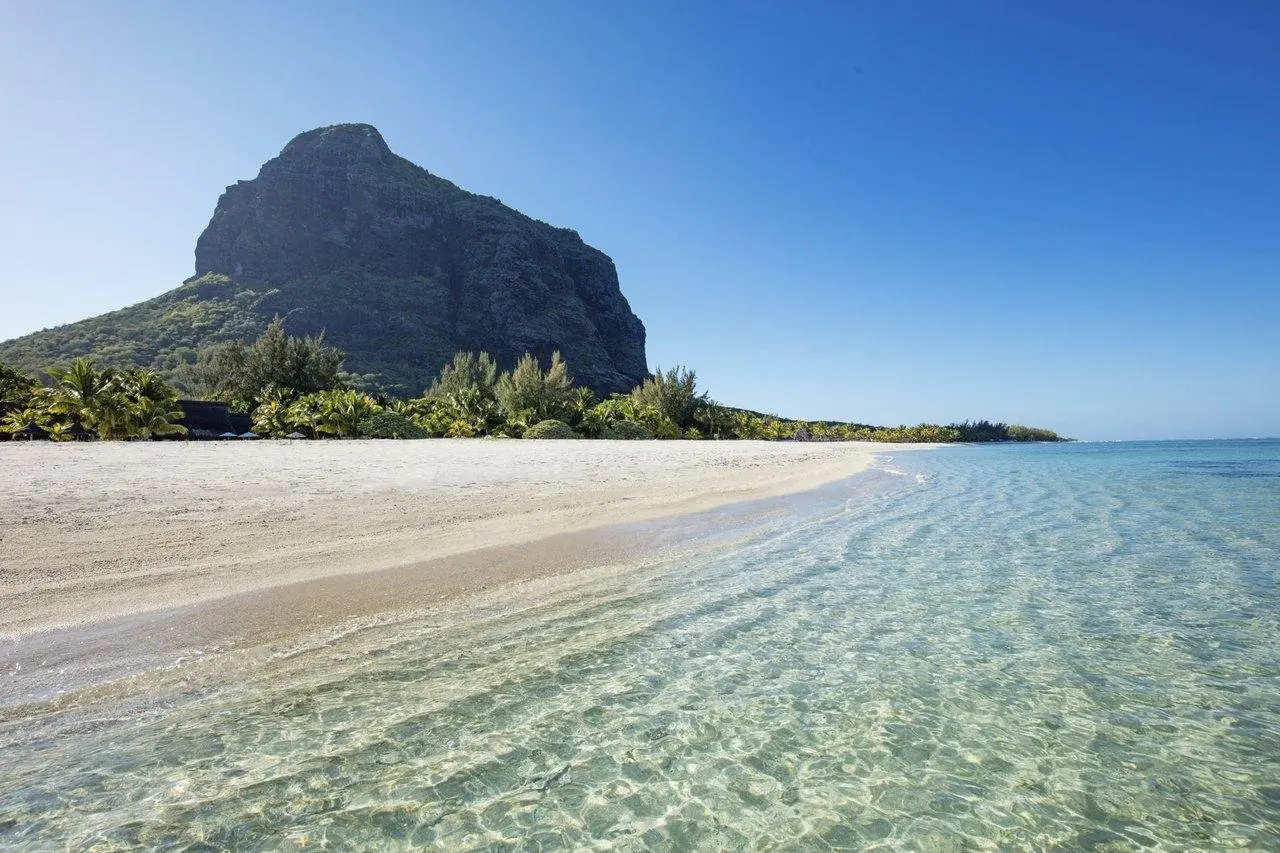 Dinarobin Beachcomber Golf Resort & Spa — DINAROBIN BEACHCOMBER GOLF RESORT & SPA