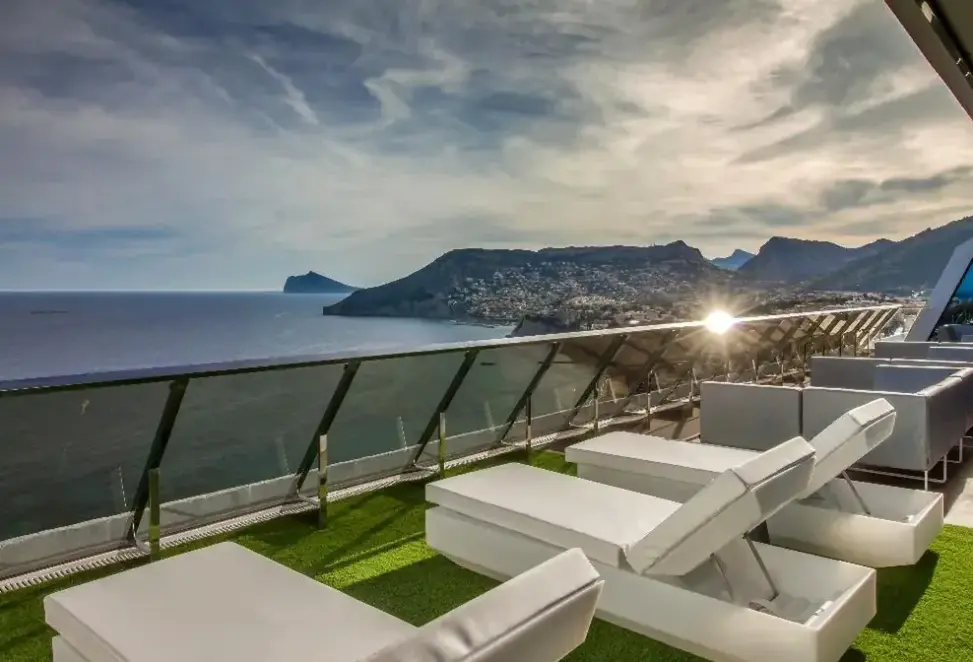 Widok z hotelu Estimar Calpe Suitopia 3 & Three (ex. Suitopia Sol y Mar Suites)