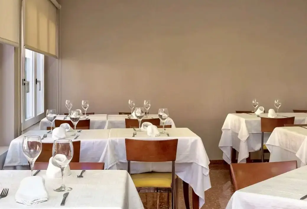 Restauracja i jedzenie w hotelu Evenia Oros