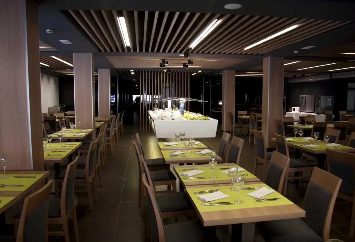 Restauracja i jedzenie w hotelu Flash Benidorm