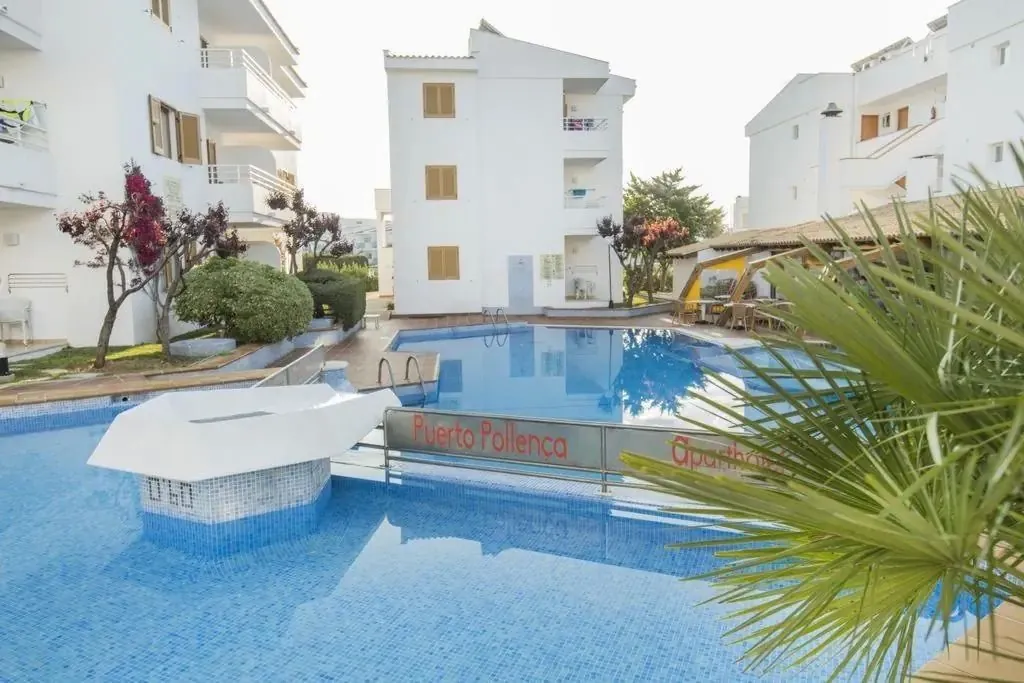 Hotel Flora Aparthotel