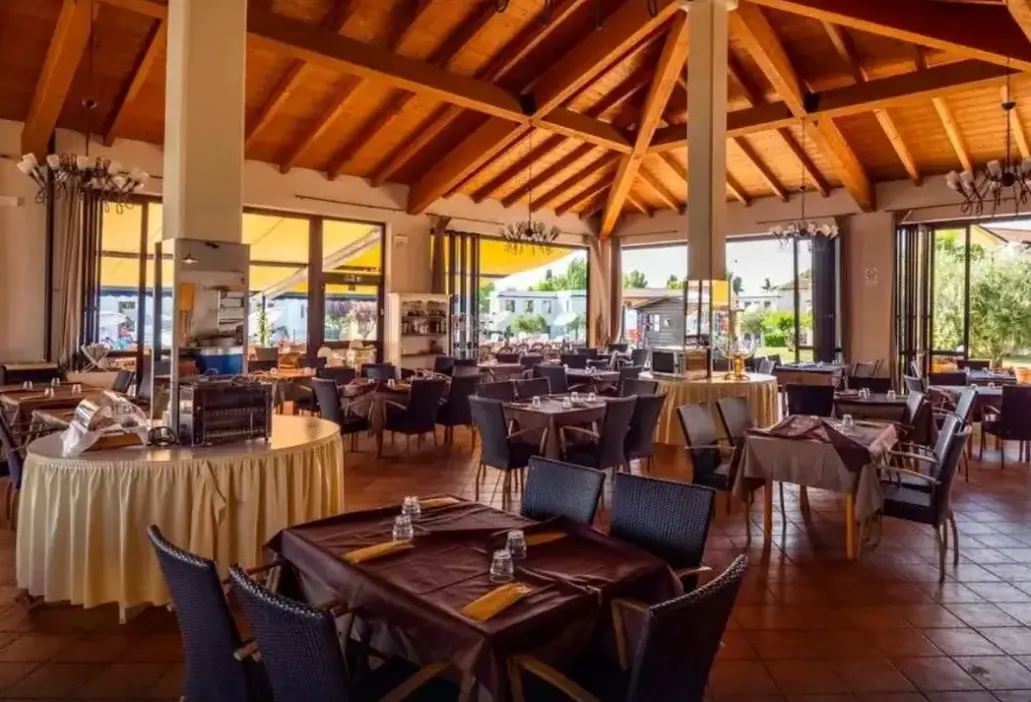 Restauracja i jedzenie w hotelu Gasparina