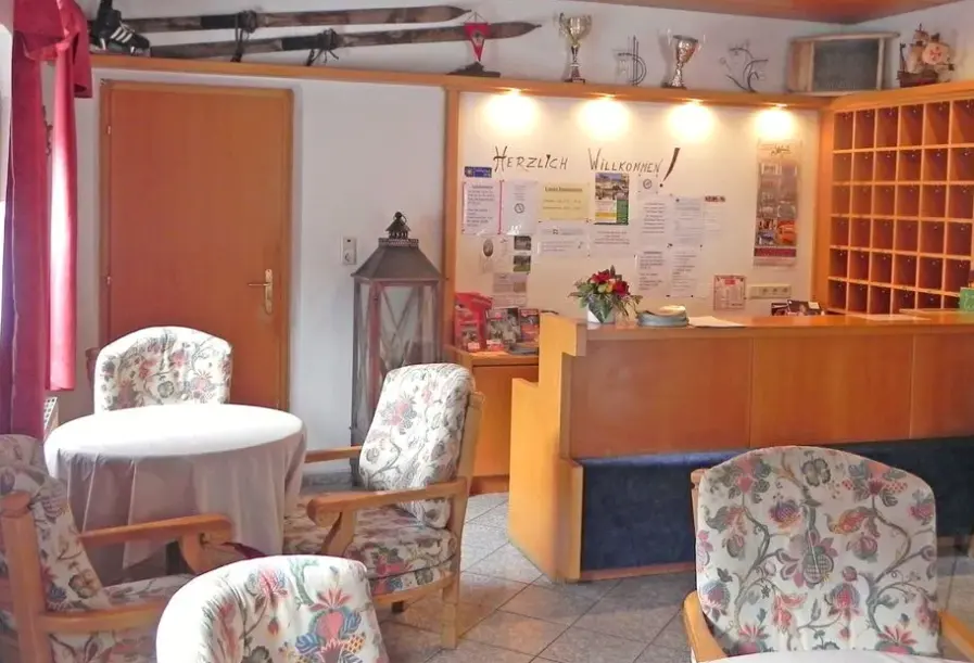 Lobby hotelu Gasthof Hoppeter