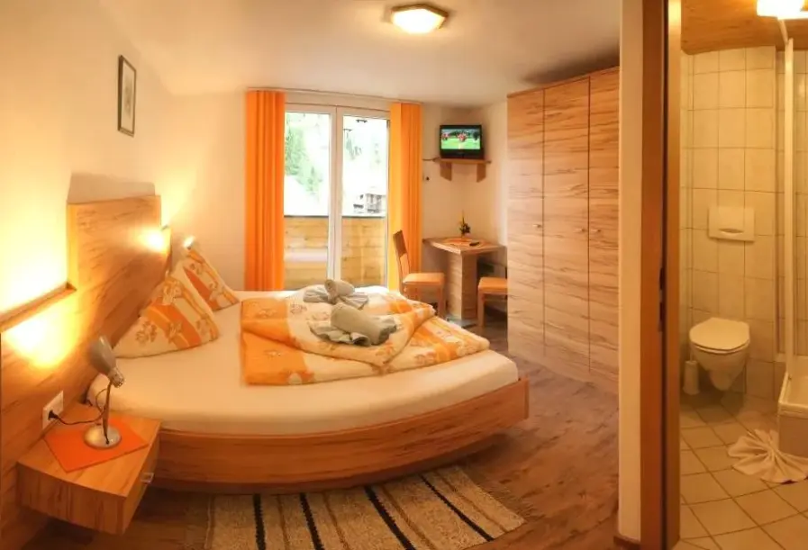 Pokój w hotelu Gasthof Pension Innerfraganter Wirt