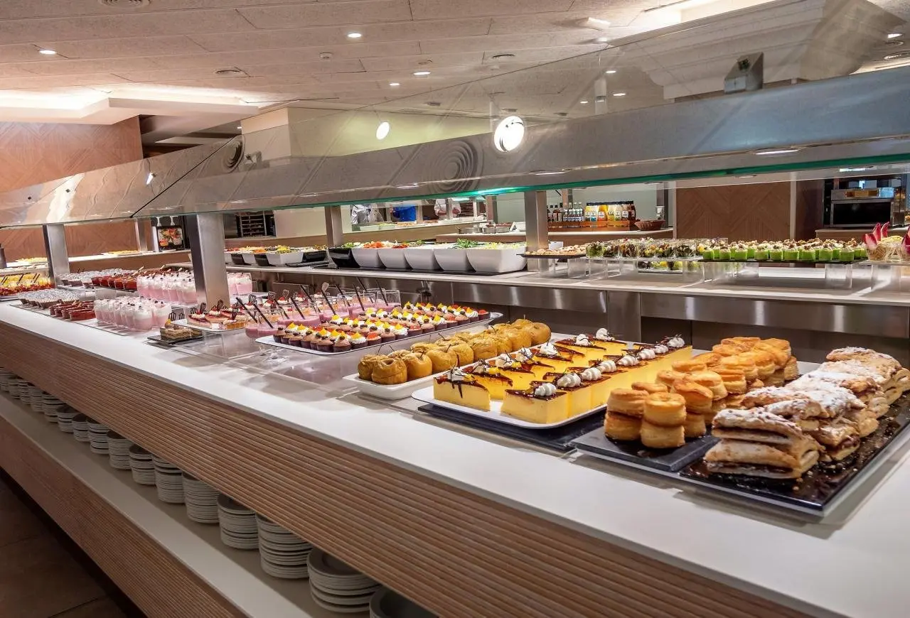 Restauracja i jedzenie w hotelu Golden Port Salou
